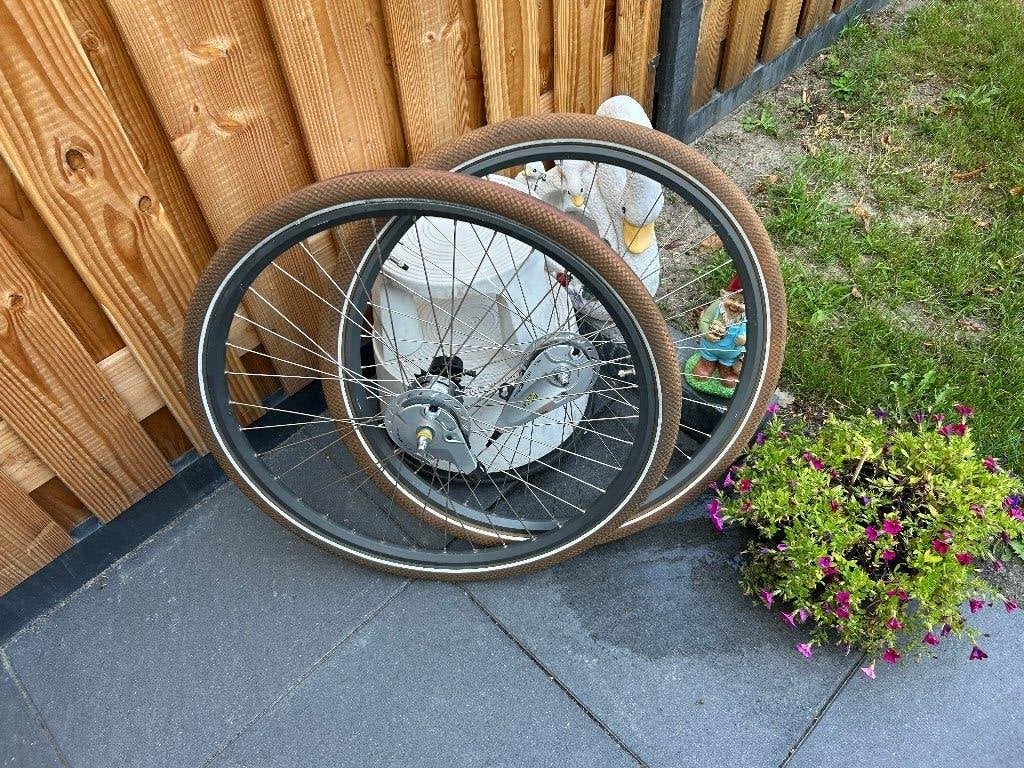 Set de roues : roue arrière 28 pouces, 3 vitesses NEXUS., Enlèvement ou Envoi, Shimano Nexus 3 versnellingen, Utilisé, Aluminium