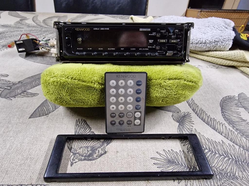 Zeldzame oldscool Kenwood krc-777R autoradio, Ophalen, Gebruikt