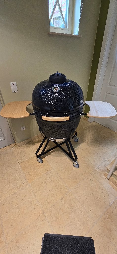 Kamado Grill 27 inch, Avec accessoires, Kamado, Enlèvement, Danny.baeck@telenet.be