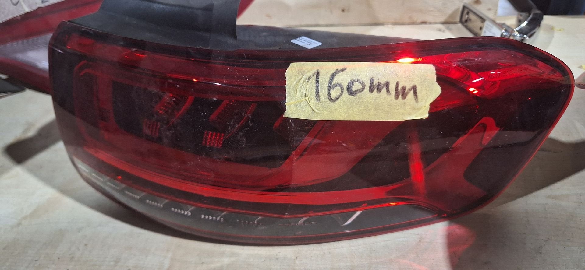 Originele Mercedes EQB X243 LED Achterlicht Rechts Buiten OE, Neuf, -, -, -