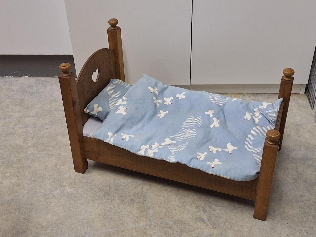 oud houten poppenbedje, jaren 70, Enlèvement ou Envoi