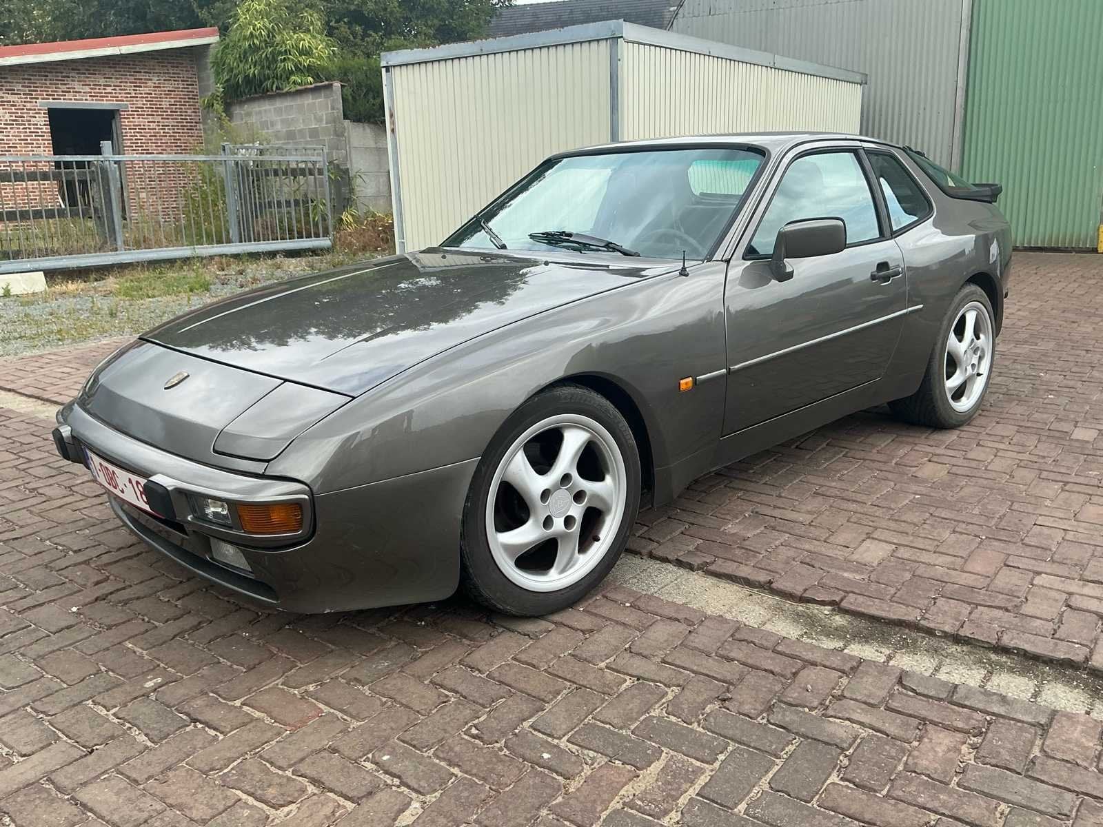 1982 Porsche 944 Oldtimer, Auto's, Oldtimers, Bedrijf, Porsche, Benzine, Overige carrosserie, Handgeschakeld