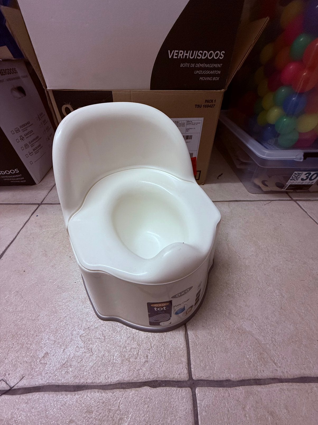 OXO Tot Plaspotje / Potty Chair – Wit / Grijs, Kinderen en Baby's, Ophalen, Gebruikt