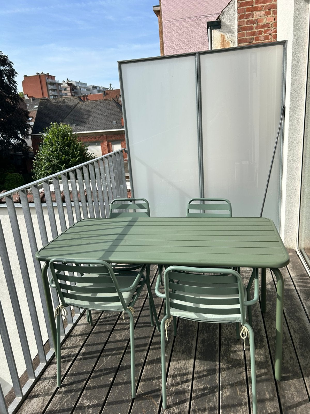 Groene tuintafel met vier stoelen., Jardin & Terrasse, Enlèvement, Comme neuf