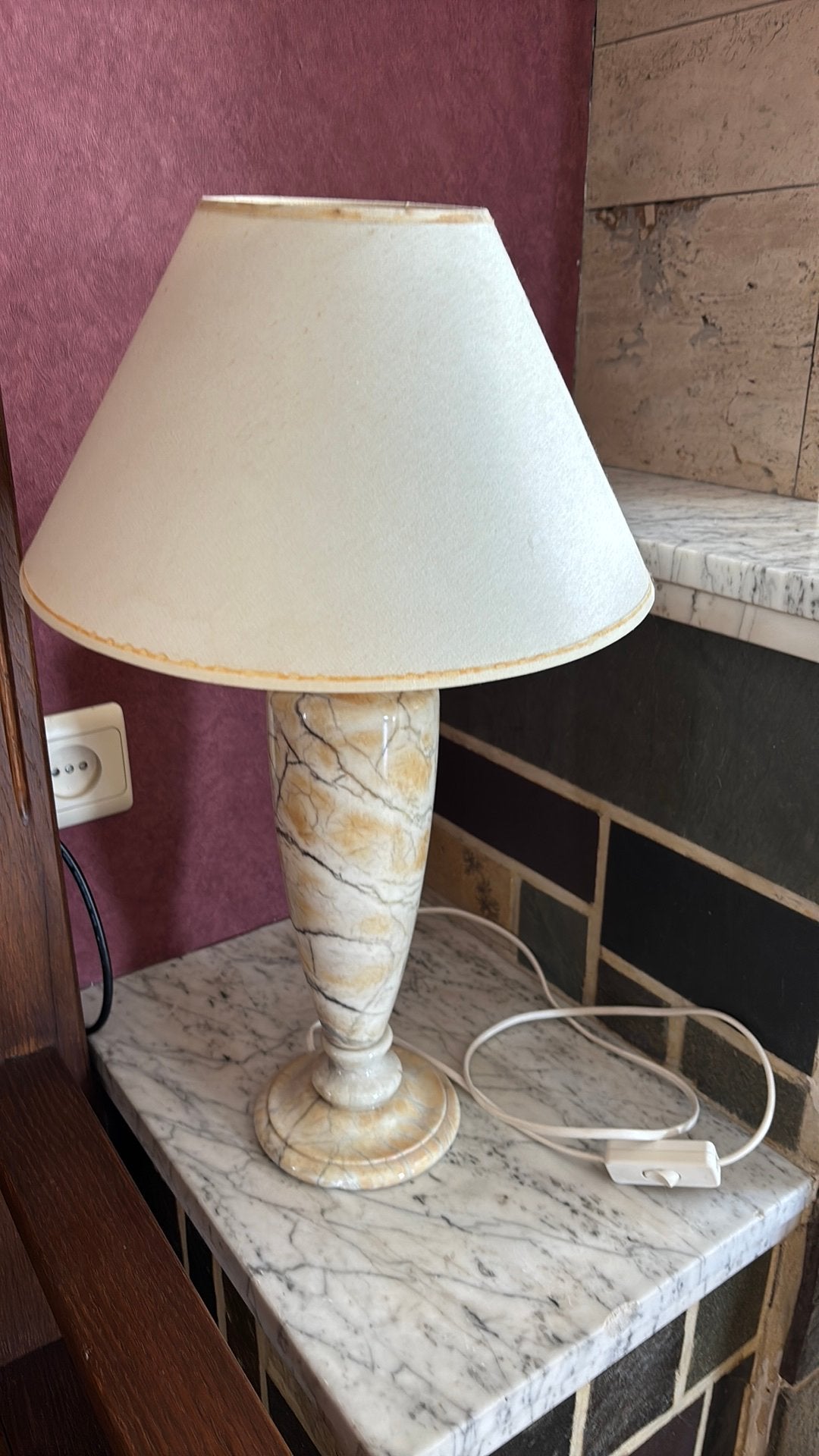 Marmeren lamp, Ophalen, Zo goed als nieuw
