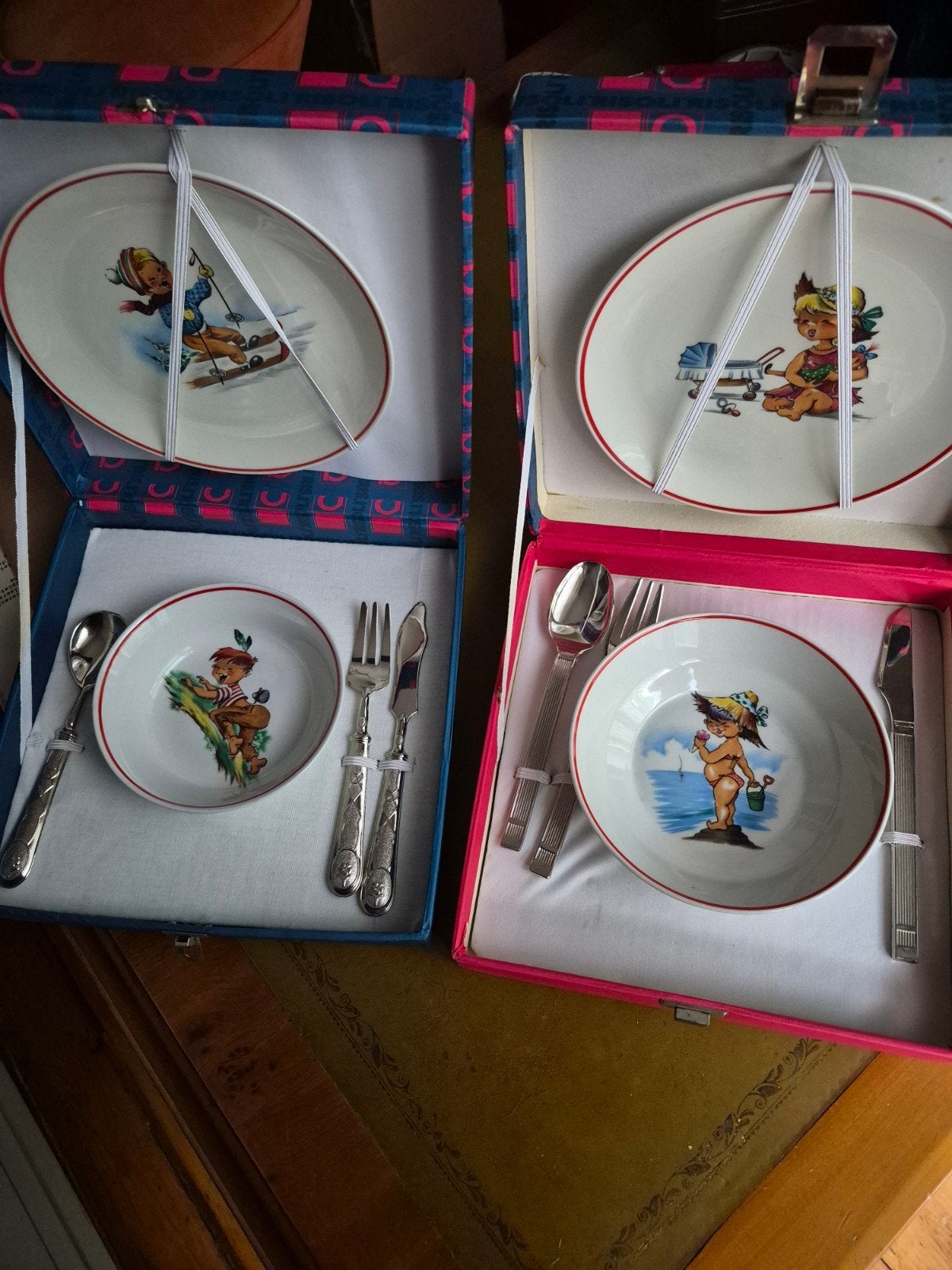 Uniek Paartje! 2x Vintage Risolì Kinderbestek & Servies Sets, Antiek en Kunst, Ophalen of Verzenden