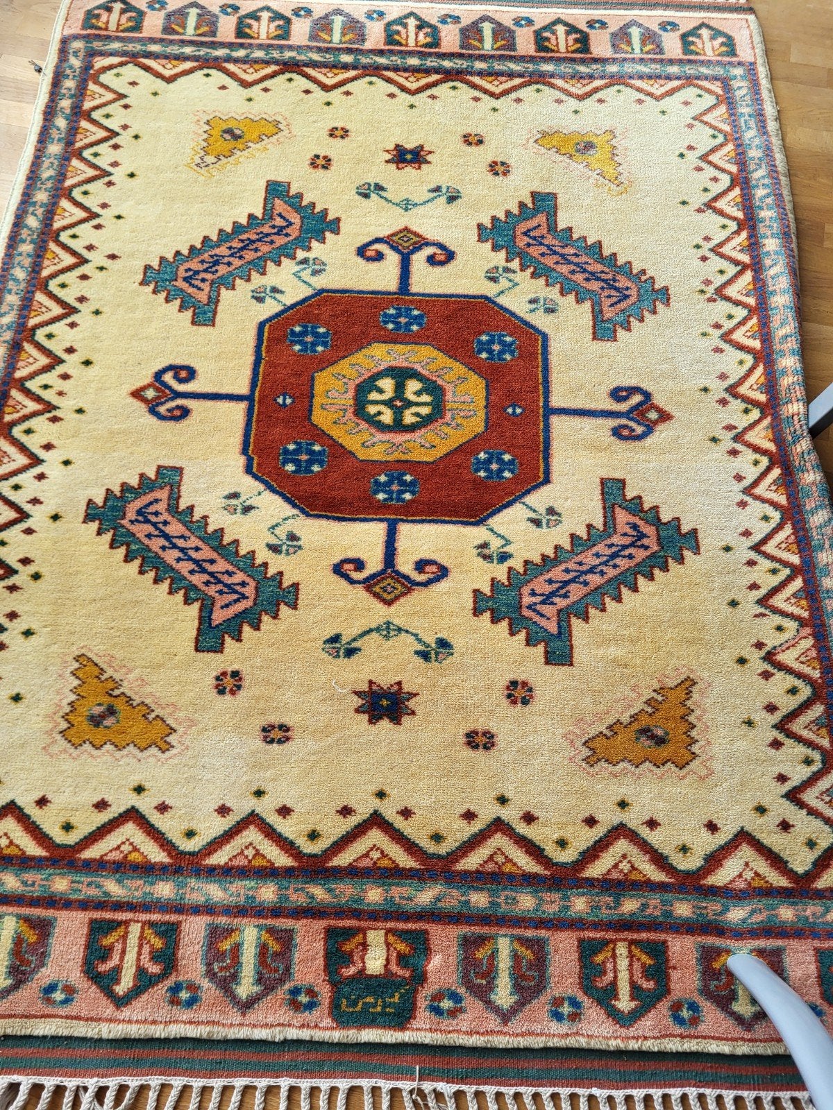 beau tapis, laine sur laine tissée à la main, Enlèvement