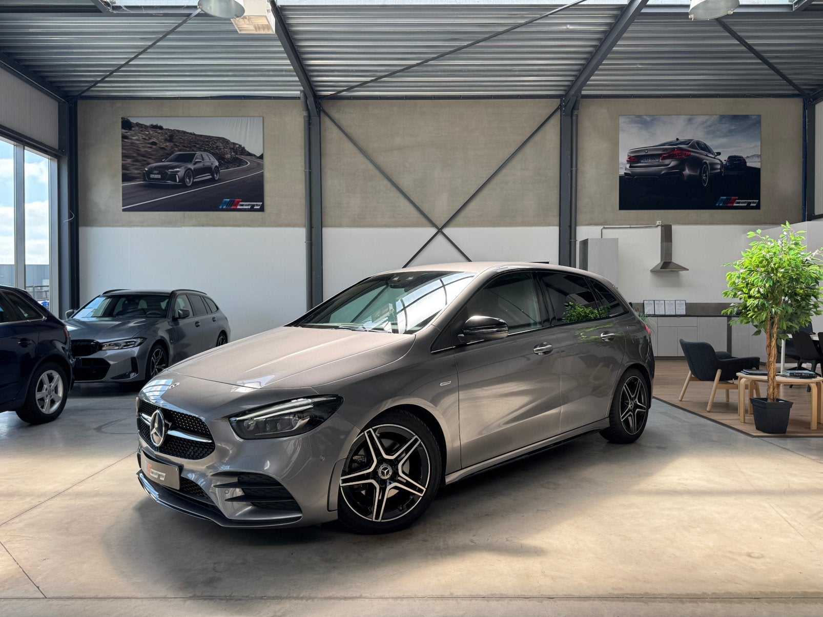 Mercedes B220d AMG-Line Night Package | 04/2021 | 59.000 km, Autos, Mercedes-Benz, Achat, Entreprise, Entretenue par le concessionnaire