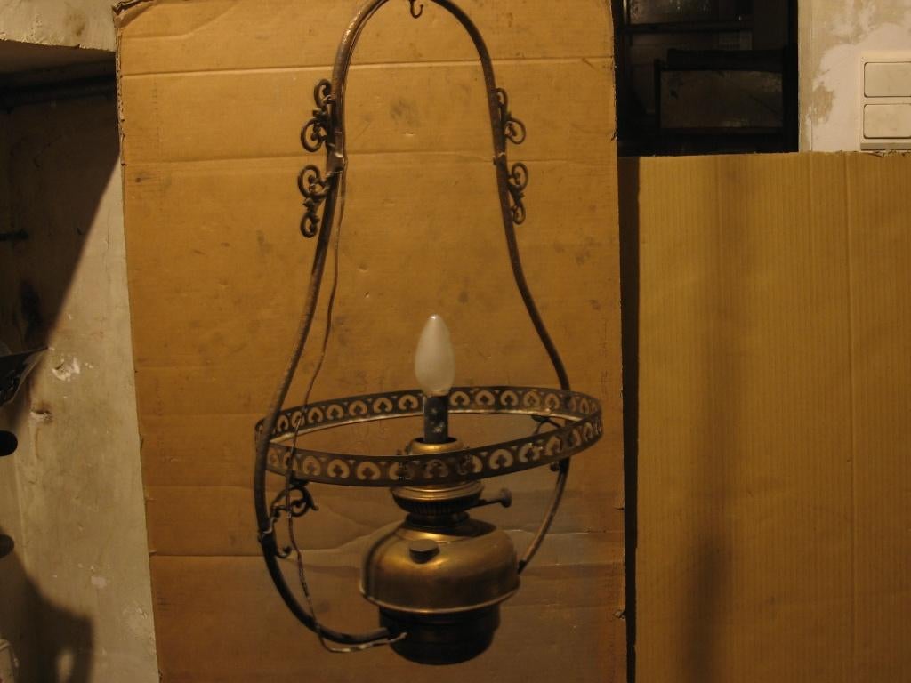Oude lamp, Ophalen