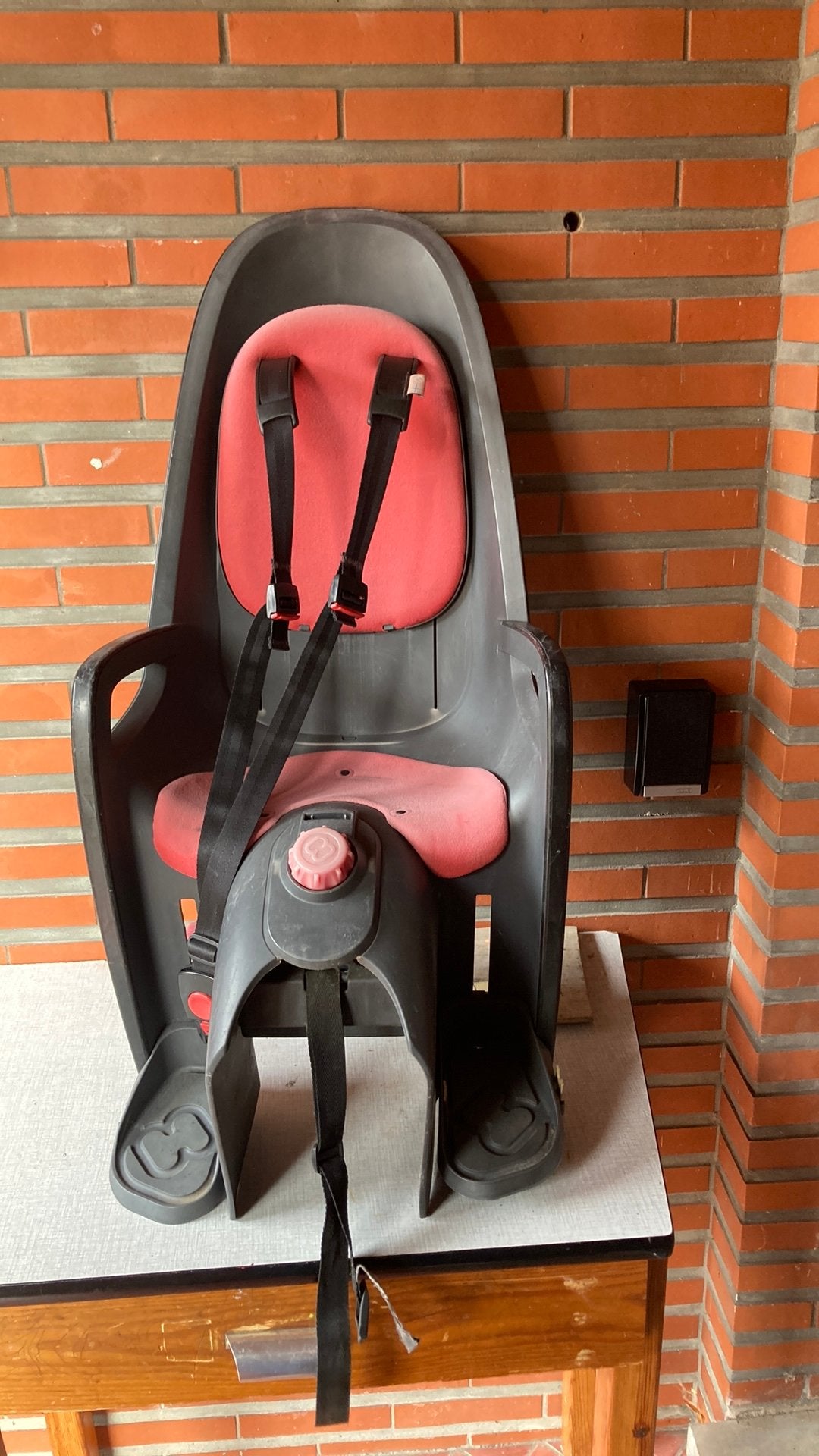 Gebruikte fietsstoel, Fietsen en Brommers, Ophalen, Achterzitje, 9 t/m 18 kg, Gebruikt