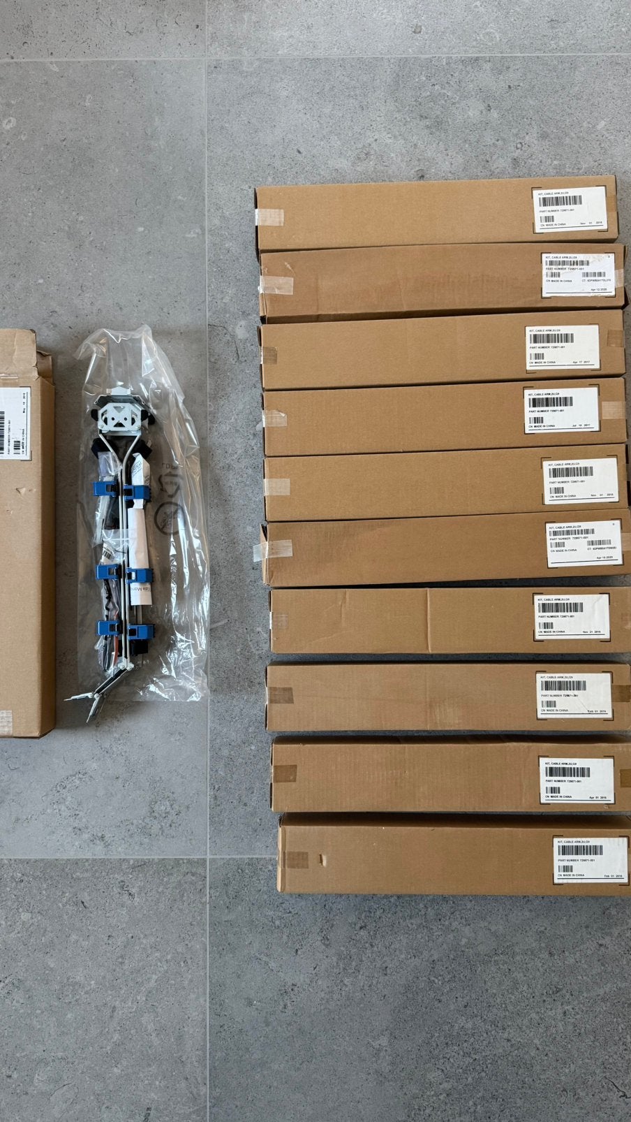 HP 2 U cable management. Laatste 9 ongeopende dozen. 15/doos, Computers en Software, Ophalen of Verzenden, Nieuw