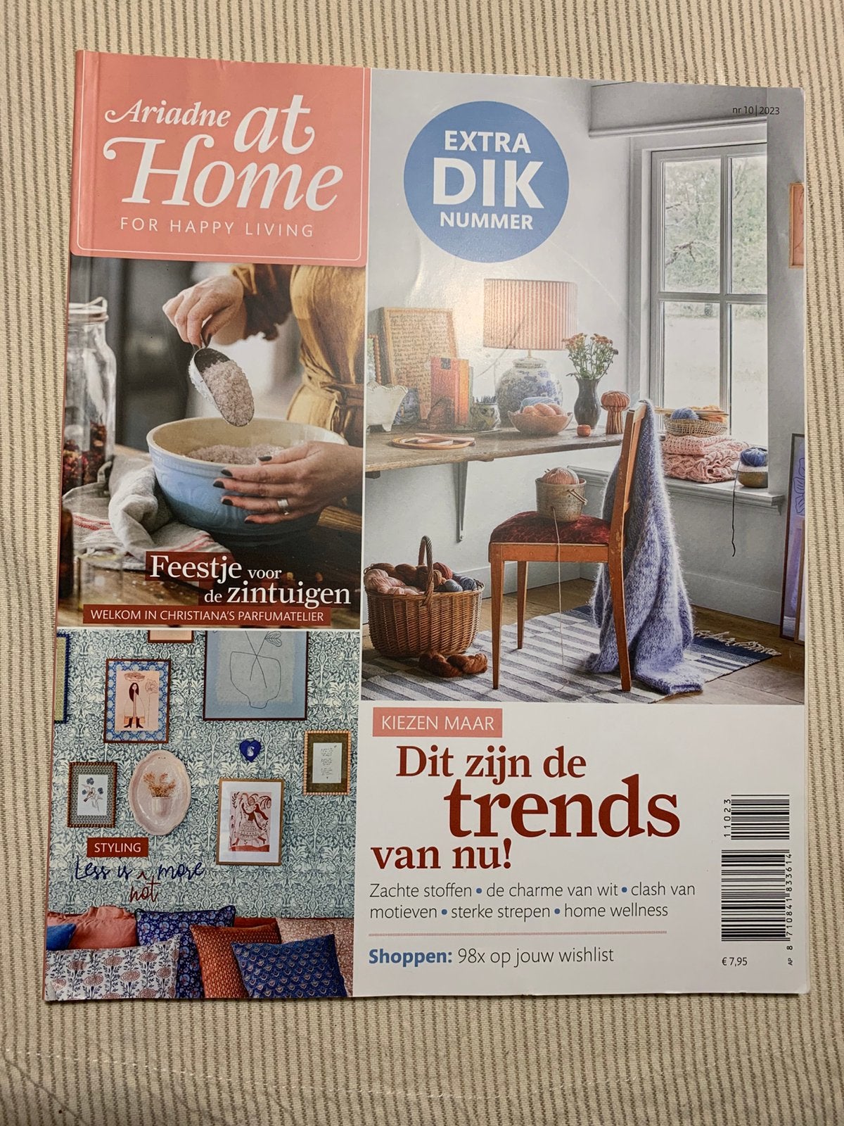 ariadne at home - extra dik nummer - nr 10  2023, Enlèvement
