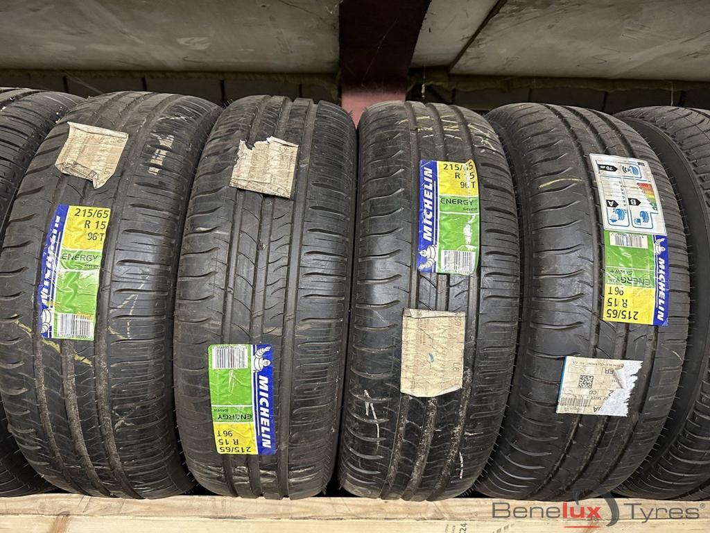 NIEUW 215/65R15 96T Michelin 215/65 R15 215/65/15 2156515, Auto-onderdelen, Banden en Velgen, 215 mm, 15 inch, -, -