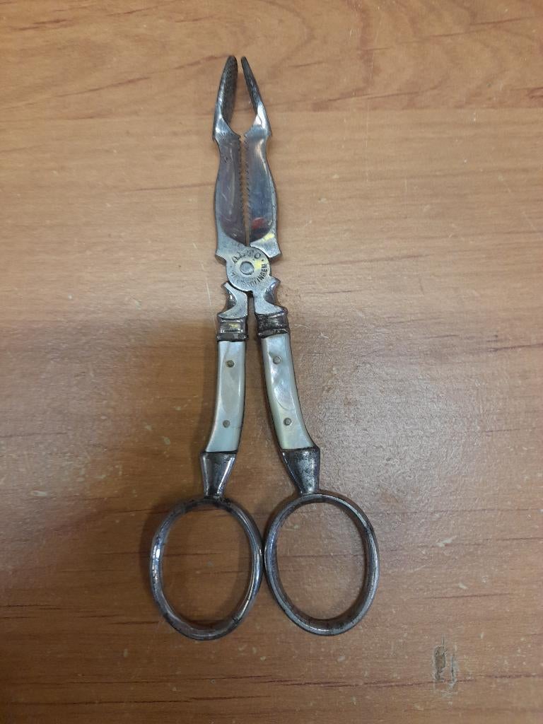 Ancienne Pince à sucre Alto Wald Solingen poignées nacre, Envoi