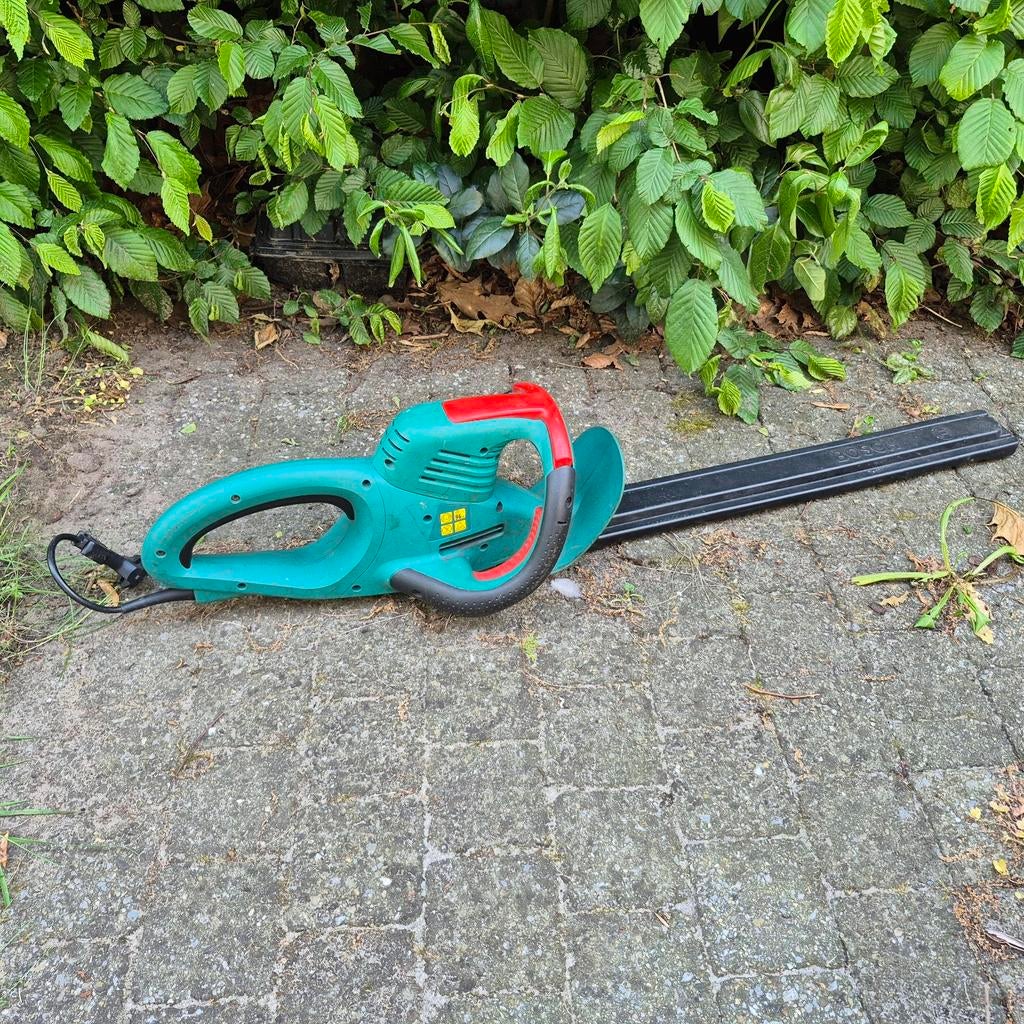 Elektrische haagschaar, Ophalen