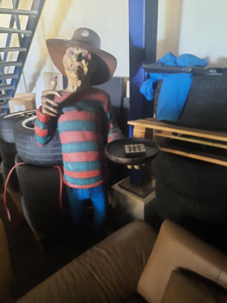 Freddy kruger beeld levensgroot, Verzamelen, Ophalen, Gebruikt