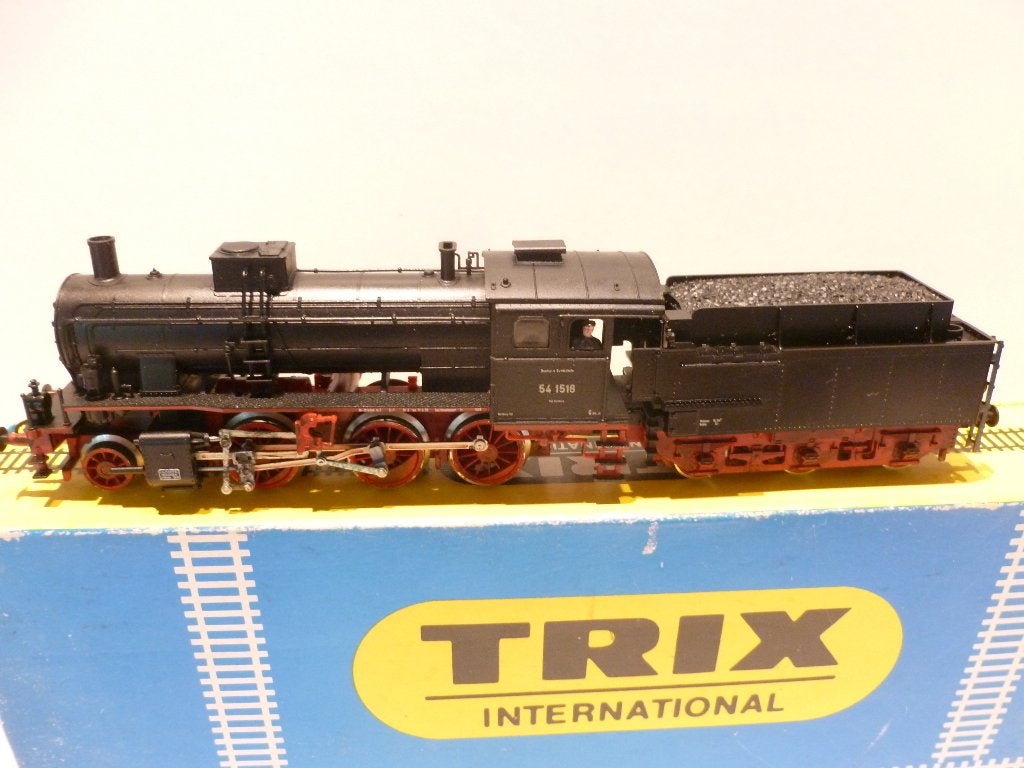 TRAINS HO, Hobby en Vrije tijd, Modeltreinen | H0, Ophalen of Verzenden, Gelijkstroom, Locomotief, Trix