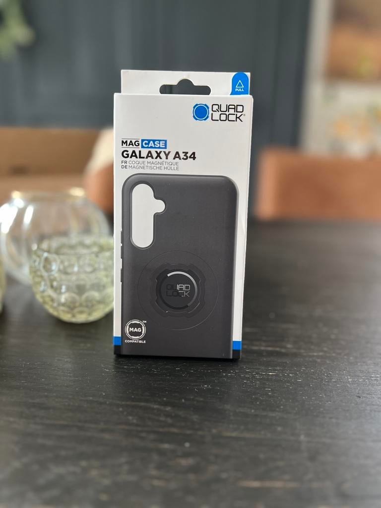 Nieuwe Quadlock accessoires - Samsung A34 case & meer, Enlèvement, Neuf