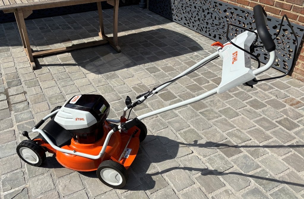 Tondeuse mulching STIHL RMA 2 RV sur batterie, Stihl, Tondeuses à gazon sur batterie, Tondeuse rotative, 40 à 49 cm