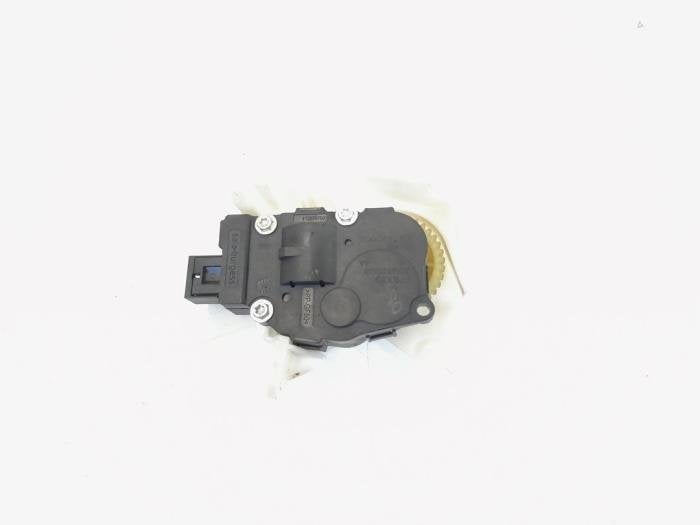 Clapet chauffage moteur d'un Audi A4, Autos : Pièces & Accessoires, Moteurs & Accessoires, Audi, Utilisé, 3 mois de garantie, Enlèvement ou Envoi