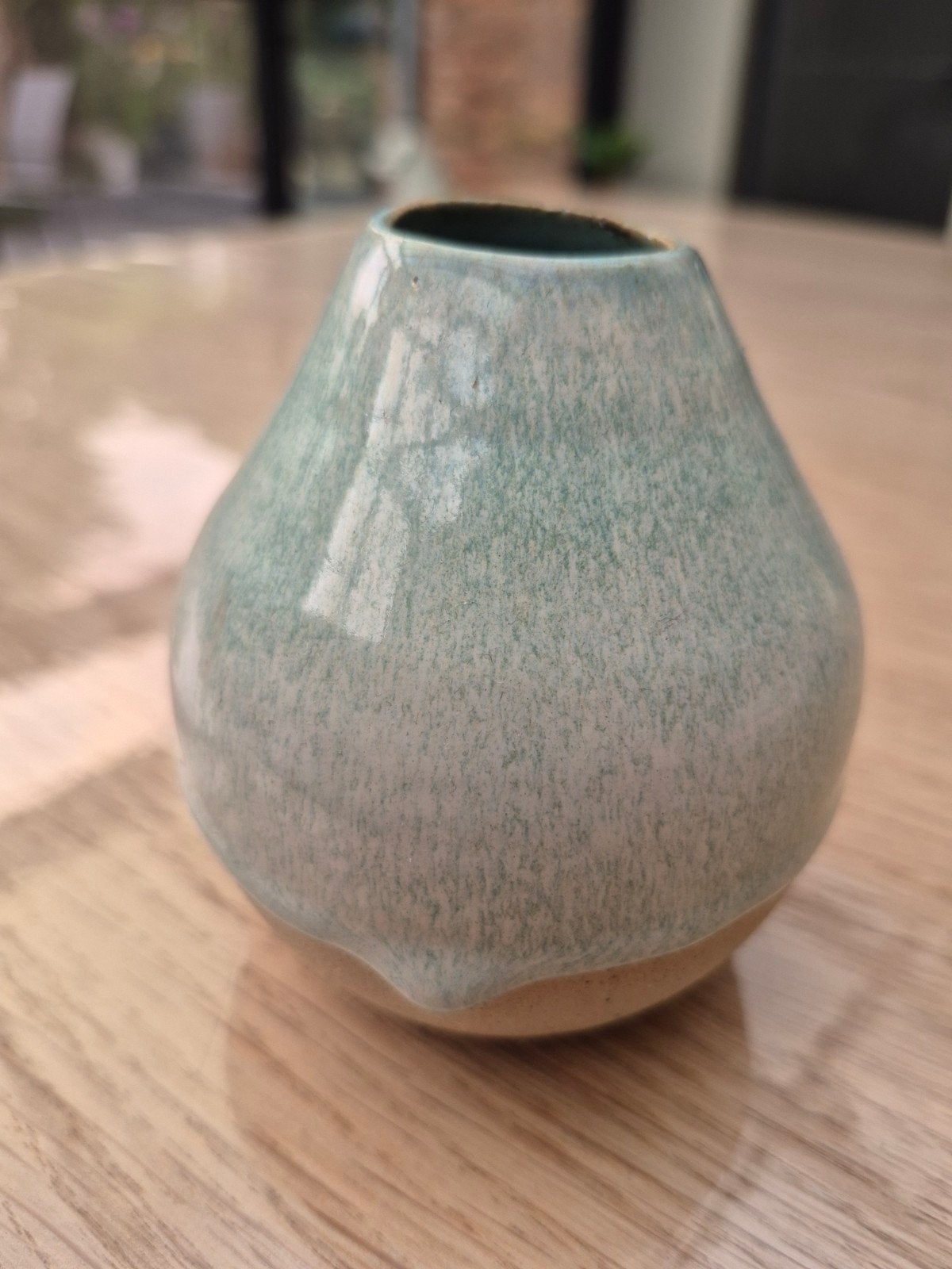 Vase en céramique unique., Neuf, Fait main, 9 cm, Vert