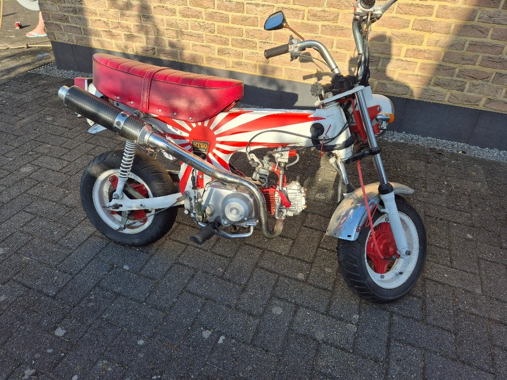 enkele chinese dax brommers, Fietsen en Brommers, Brommers | Honda, Ophalen, Gebruikt, Overige modellen, 45 cc