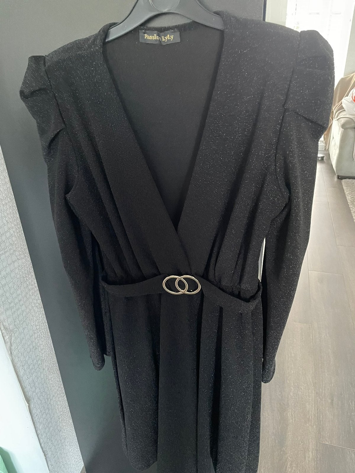 Mooi zwart glitter kleedje maat S merk passion lyly, Kleding | Dames, Ophalen, Zo goed als nieuw, Maat 36 (S), Zwart