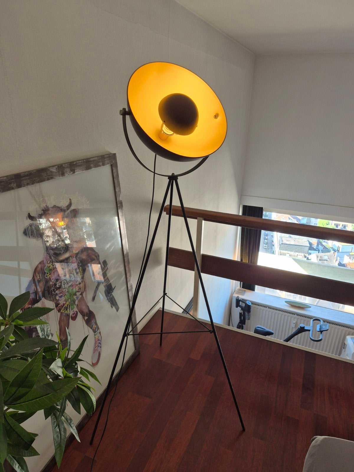 Industriele vloerlamp, Huis en Inrichting, Lampen | Vloerlampen, Ophalen, Zo goed als nieuw, Metaal