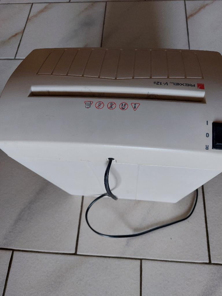 Destructeur de papier REXEL v-12s, Enlèvement