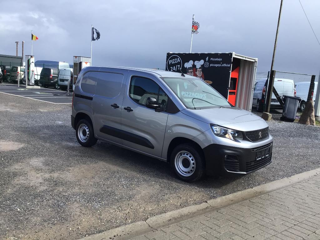 peugeot partner 100pk 2022 41000km 3plaatsen full/option, 100 kW, Argent ou Gris, Achat, Euro 6