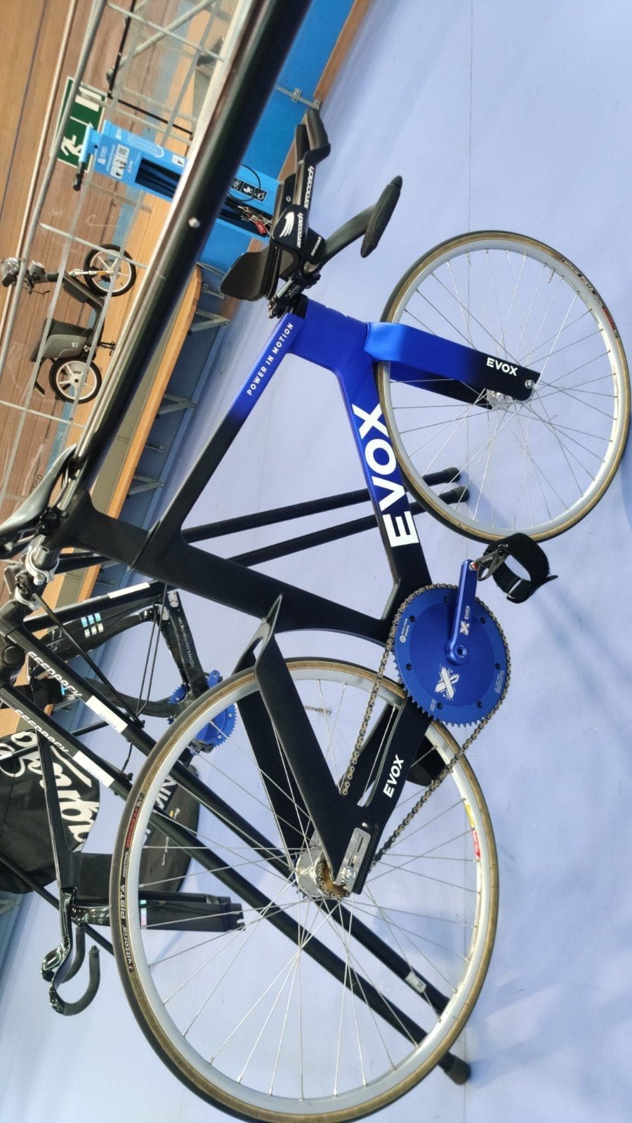 evox piste fiets, Ophalen