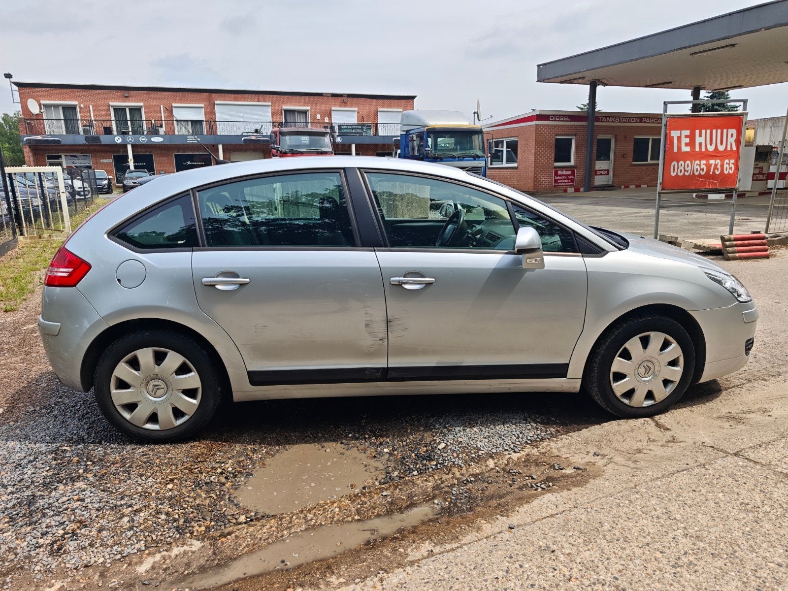 Citroën C4 1.6 benzine km 132.000 bij 2007, Auto's, Stof, Zwart, 4 cilinders, 1600 cc