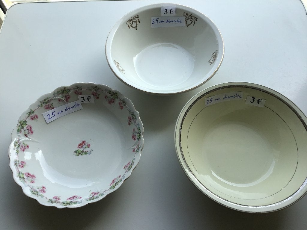 8 beaux plats pour seulement 3 euros par bol, Enlèvement ou Envoi, Comme neuf