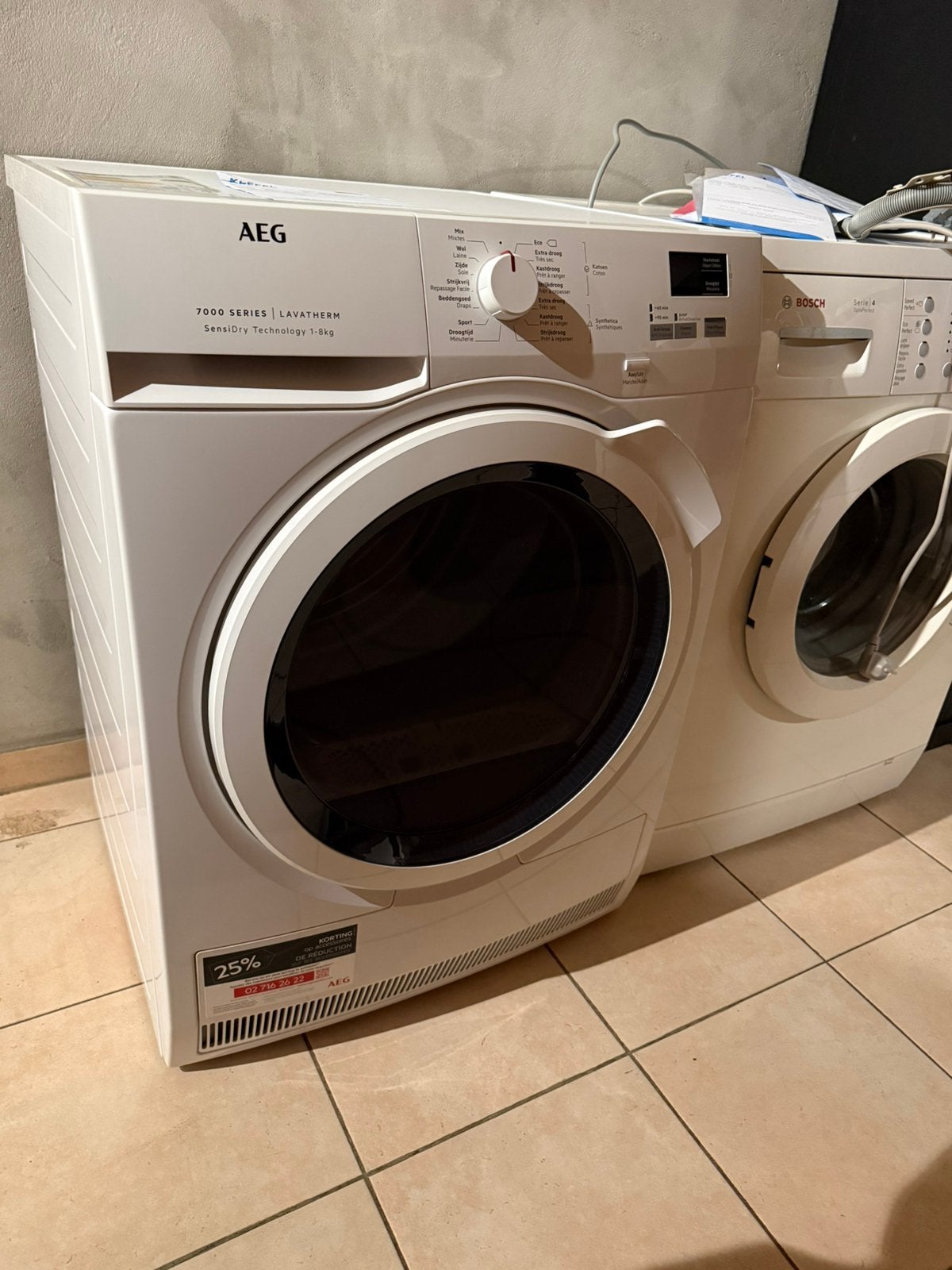 AEG Lavatherm 7000 Series warmtepompdroger – 8 kg, Elektronische apparatuur, Ophalen, Zo goed als nieuw