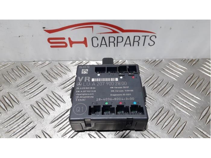 Module verrouillage central des portes d'un Mercedes E-Klass, 3 mois de garantie, Utilisé, -, -