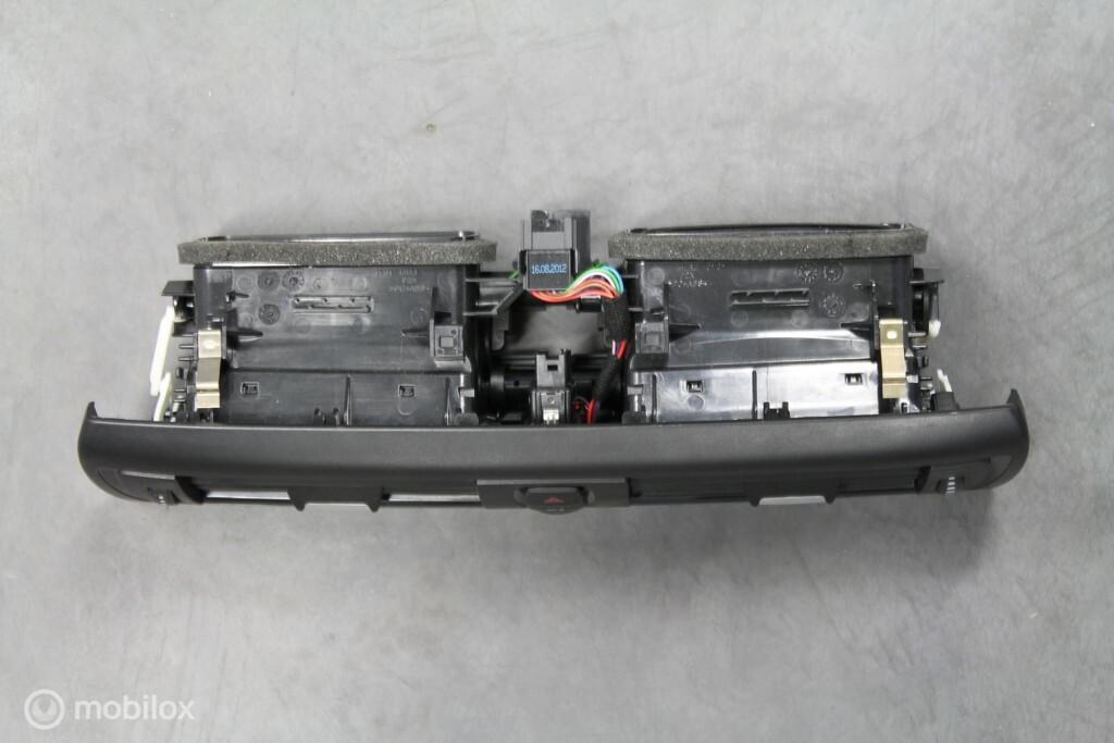 Ventilatierooster BMW 1 serie F20 F21 (2011-2019), Auto-onderdelen, Gebruikt, Ophalen of Verzenden