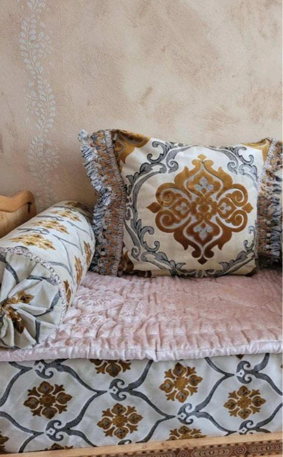 Tissus pour salon marocain, Maison & Meubles, Enlèvement, Comme neuf, Cylindrique