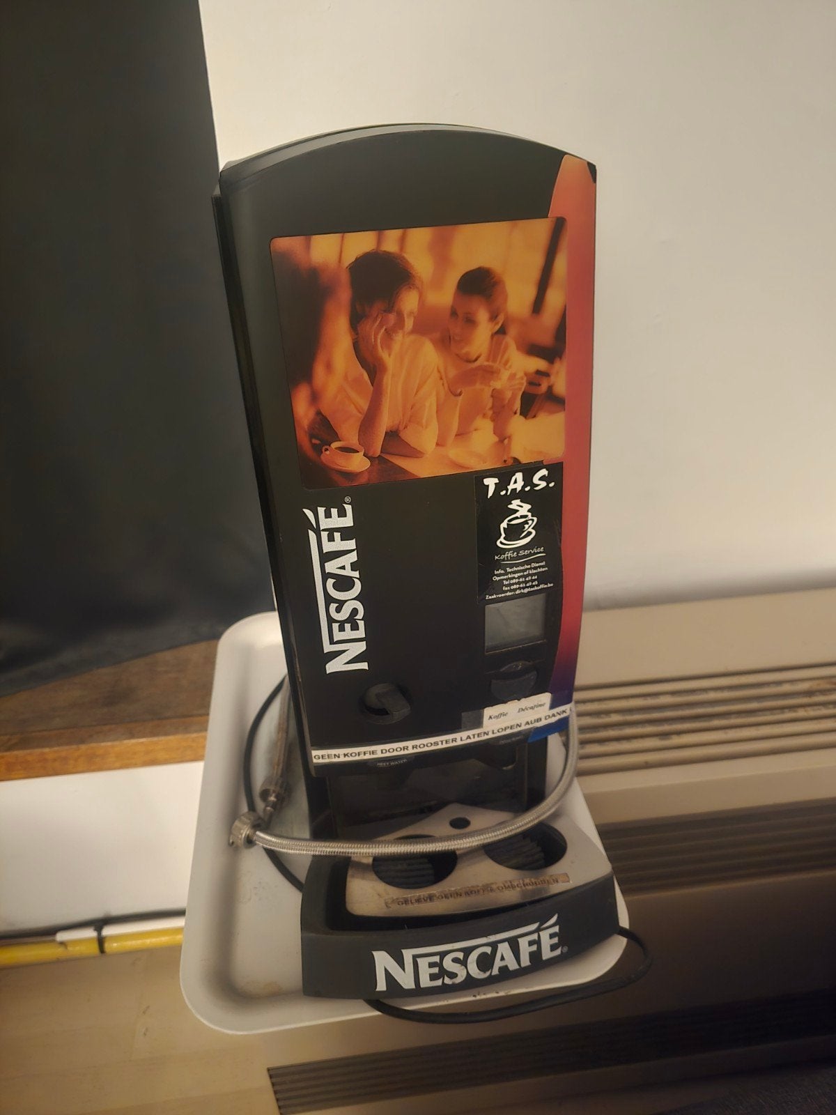 Machine à café Nescafé, Enlèvement ou Envoi, Cafetière