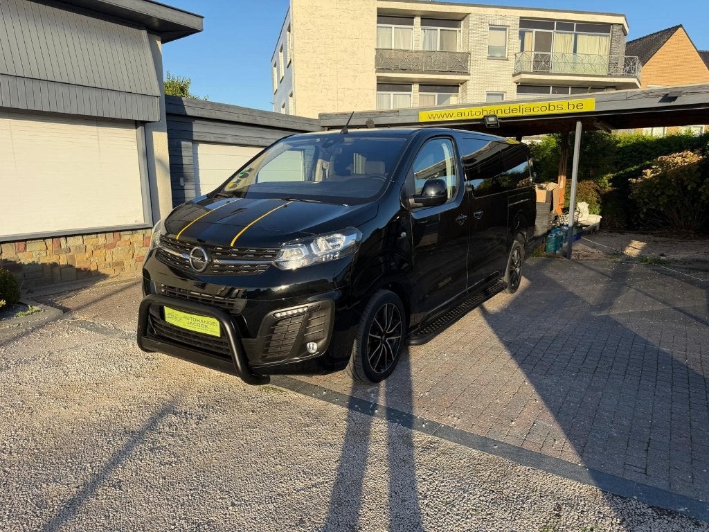 OPEL VIVARO * 2.0d * L3 * DUB CAB * 6ZITPL * SPORT VERSIE *, Auto's, Voorwielaandrijving, Stof, 2500 kg, Zwart