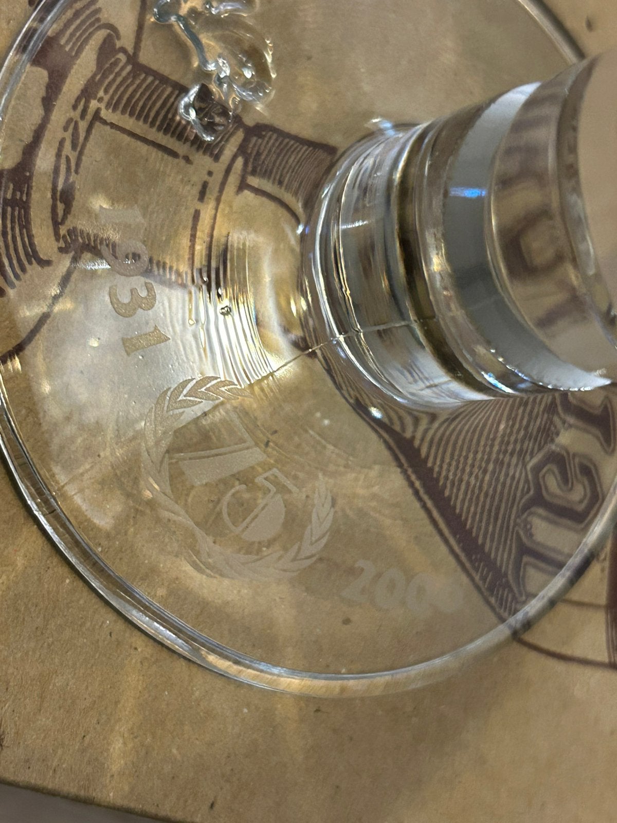 Verre orval 75 ans, Enlèvement