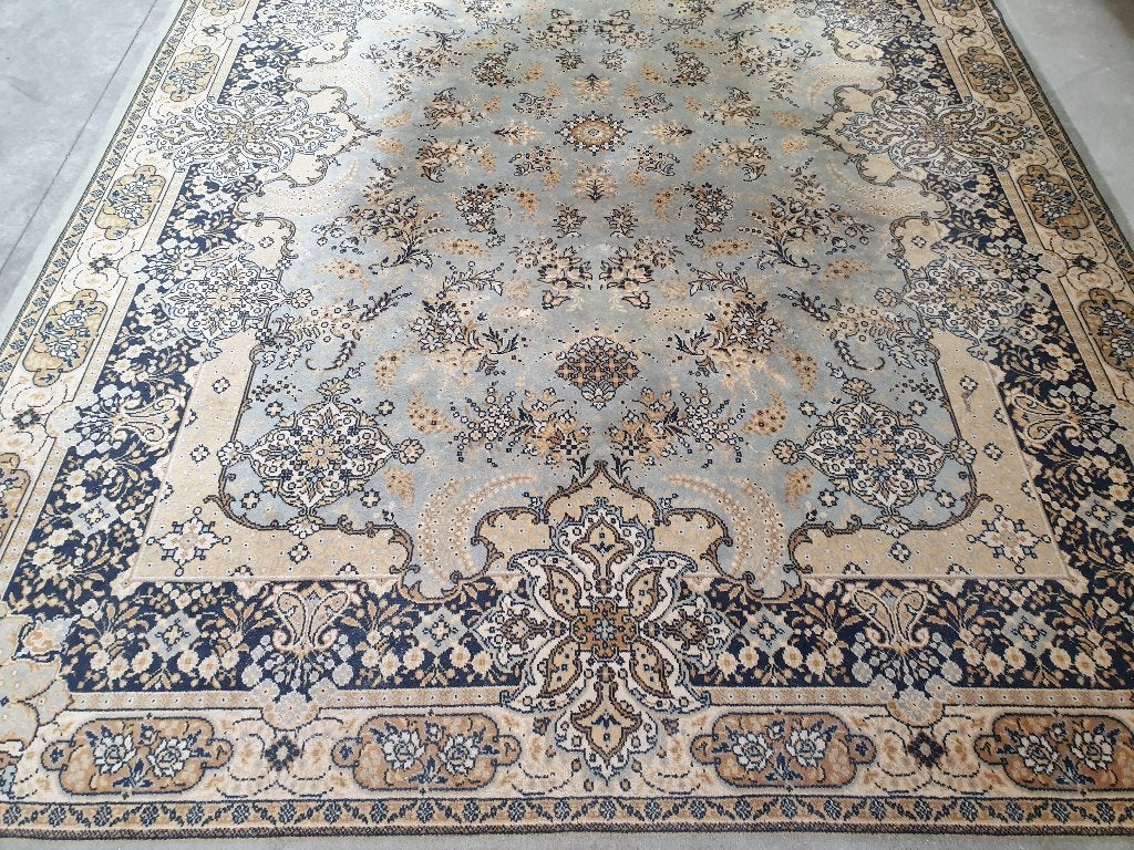 Groot tapijt 333 cm x 243 cm. Het kan geleverd worden., Huis en Inrichting, Stoffering | Tapijten en Vloerkleden, Ophalen, Gebruikt