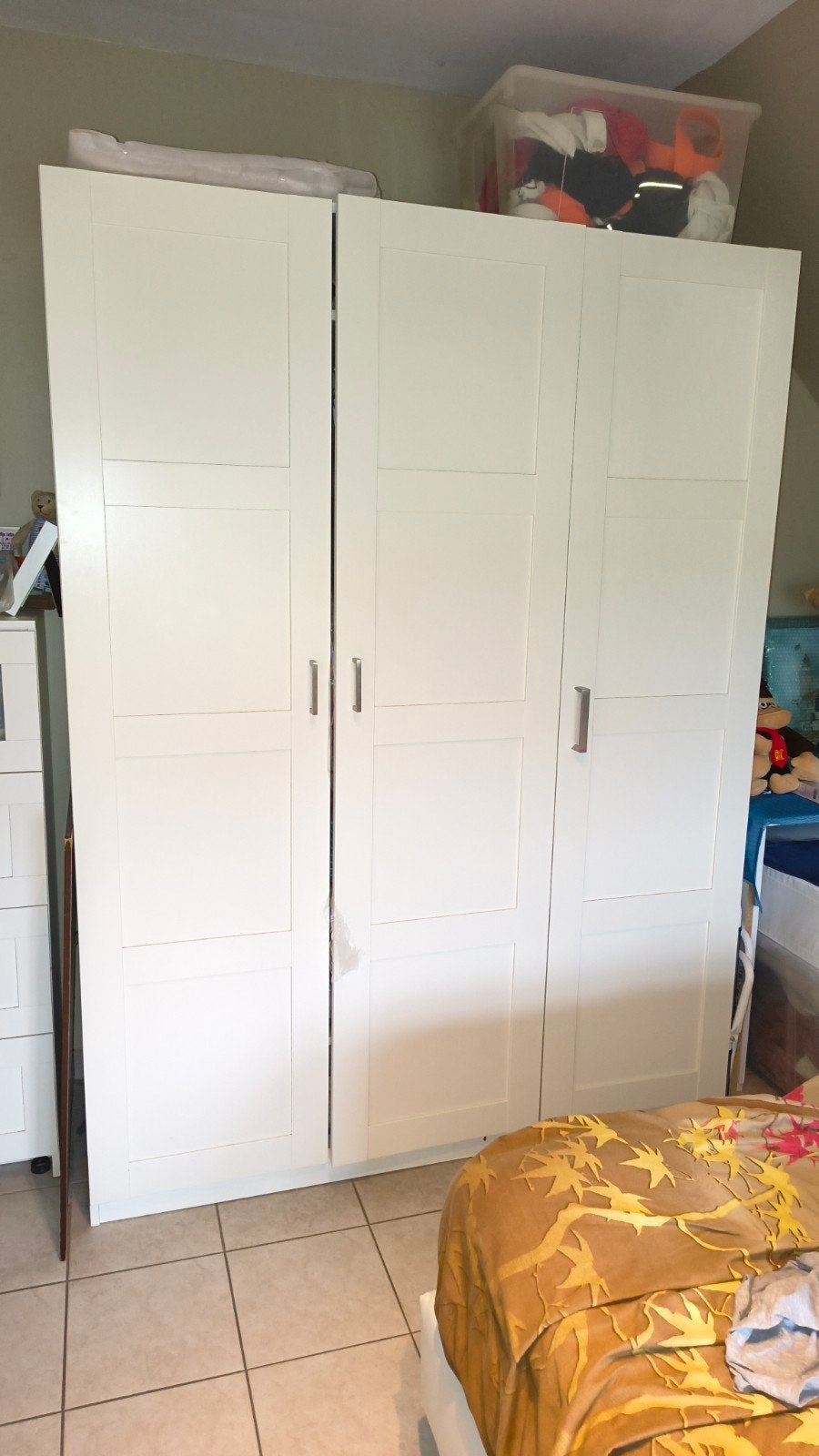 Ikea kleren kast, Ophalen