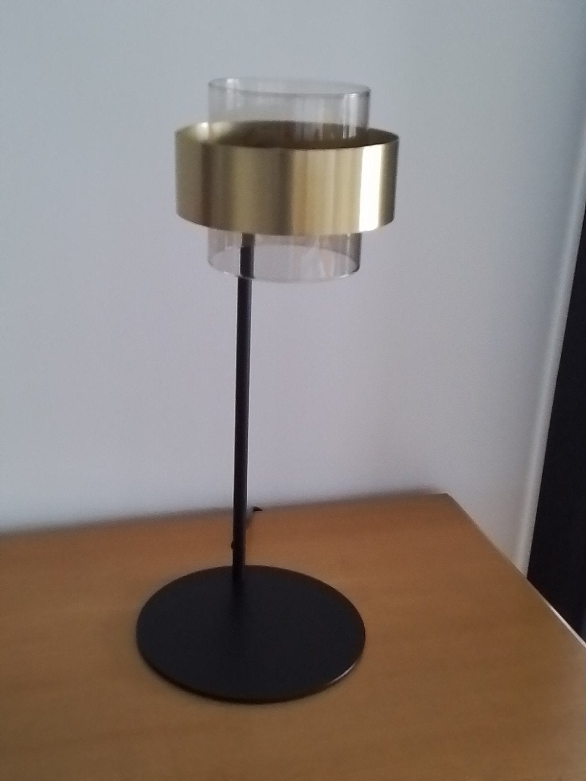 kast of tafellamp. goud rond de lamp met glas. voet en kabel, Huis en Inrichting, Overige typen, Overige merken, Goud, 45 cm