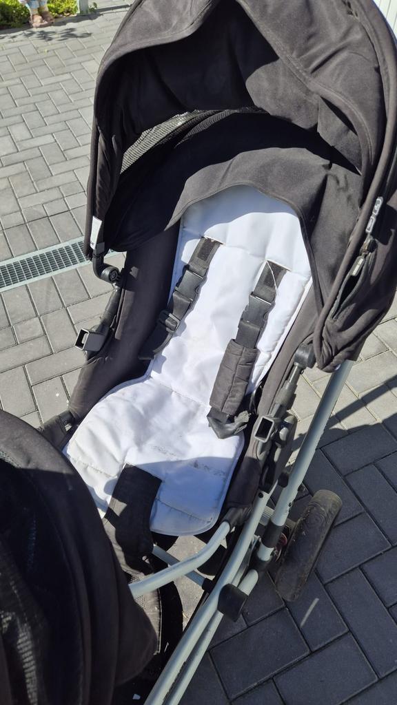 Kinderwagen voor 2, Kinderen en Baby's, Ophalen, Zo goed als nieuw