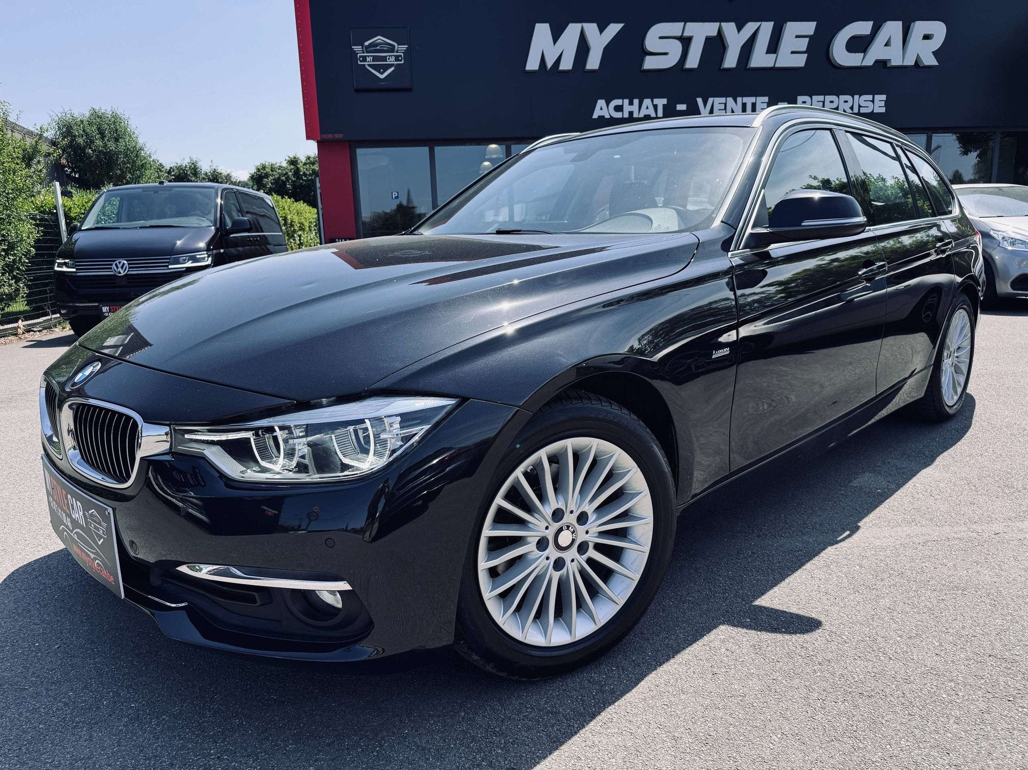 BMW 3 Serie 318 Touring 318 d automatique, Luxury, Garantie, Auto's, Automaat, Achterwielaandrijving, 4 cilinders, Zwart