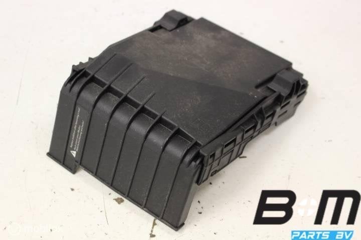 Deksel voor zekeringkast in motorruimte VW Golf 6 1K0937132F, Utilisé
