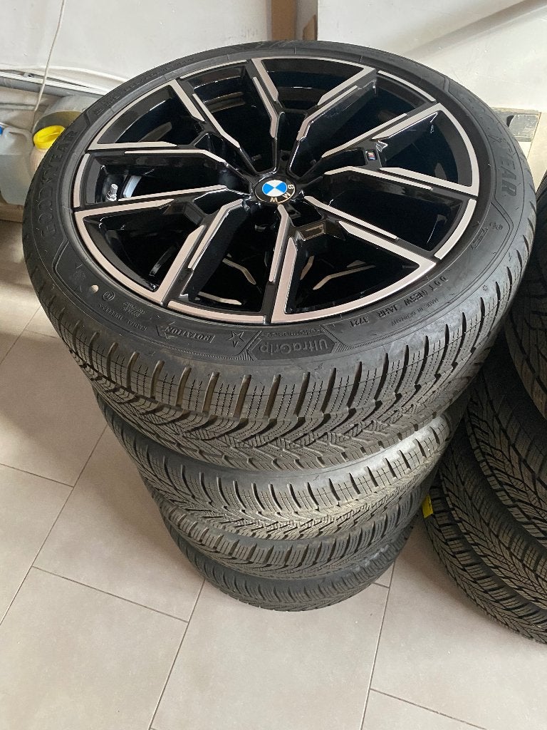 winterset oem BMW Grand Coupe i4 G26 19 velgen + banden, 245 mm, Banden en Velgen, Winterbanden, Ophalen