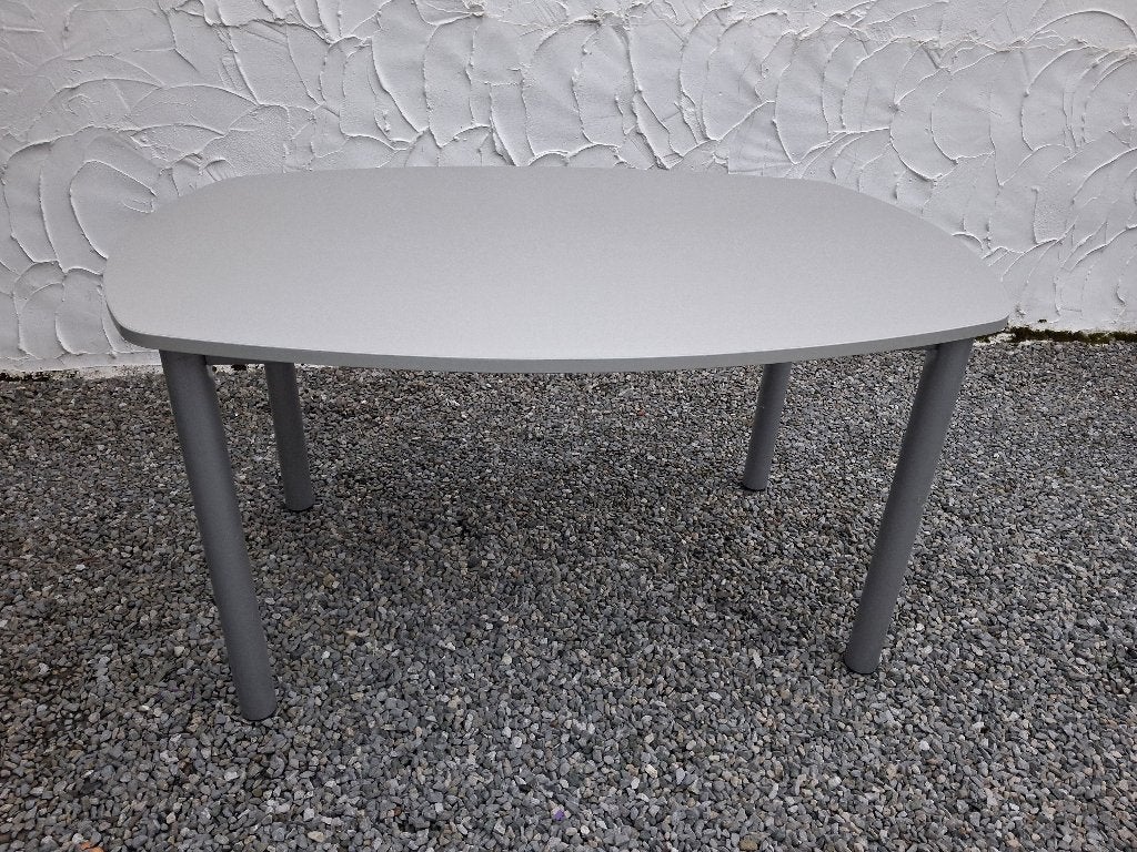 mooie grijze tafel 90cm x 140cm, Ophalen, Gebruikt