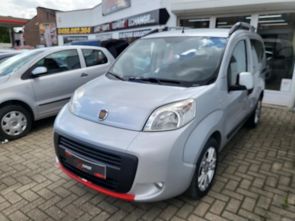 Fiat QUBO 1.3 multi jet 12 Mois de GARANTIE, Auto's, Fiat, Monovolume, Bedrijf, Zilver of Grijs, Te koop