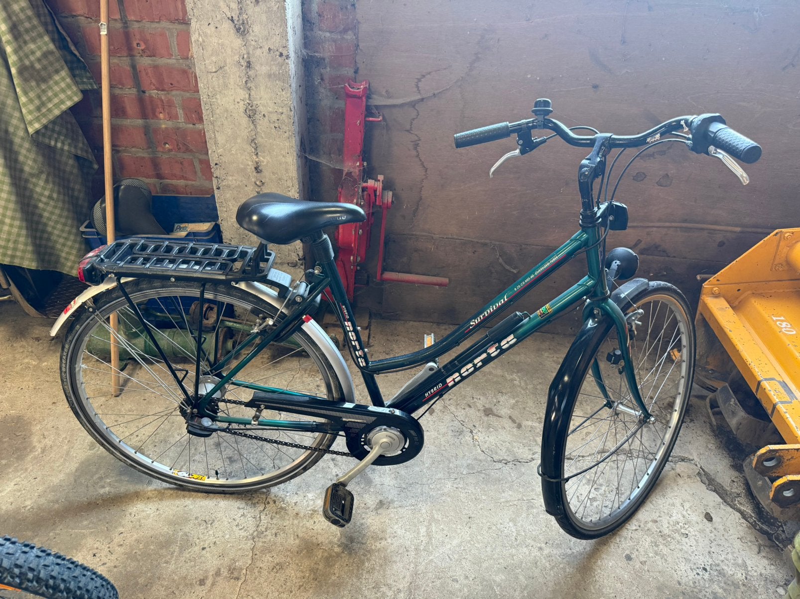 Damesfiets weinig gebruikt, Ophalen, Zo goed als nieuw
